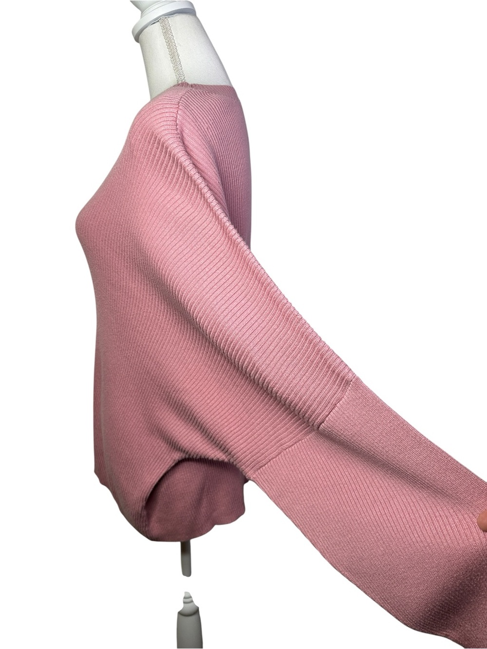 Lullaby Club Alex Knit Sweater Dusty Pink Oversized Ribbed L/XL NWT - Picture 5 of 11